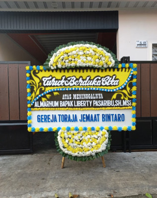 Papan Bunga Duka di Banyuraden