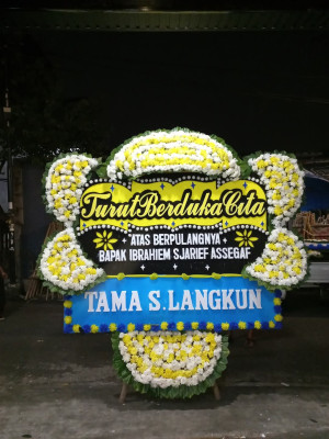 Papan Bunga Duka di Banyuraden